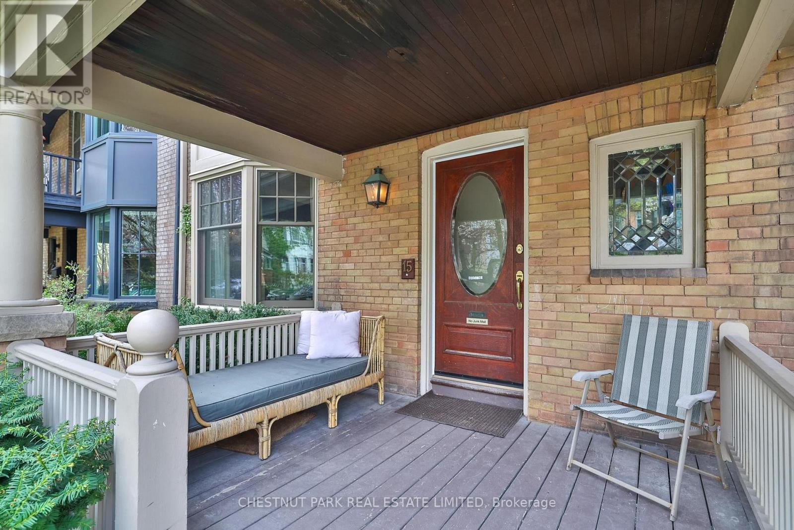 15 Mcmaster Avenue, Toronto, Ontario  M4V 1A8 - Photo 3 - C12149314