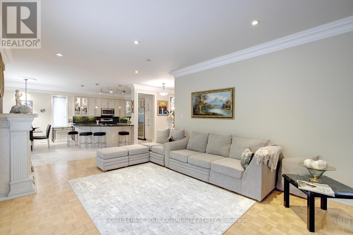 119 Thornhill Woods Drive, Vaughan, Ontario  L4J 8R5 - Photo 27 - N12149274