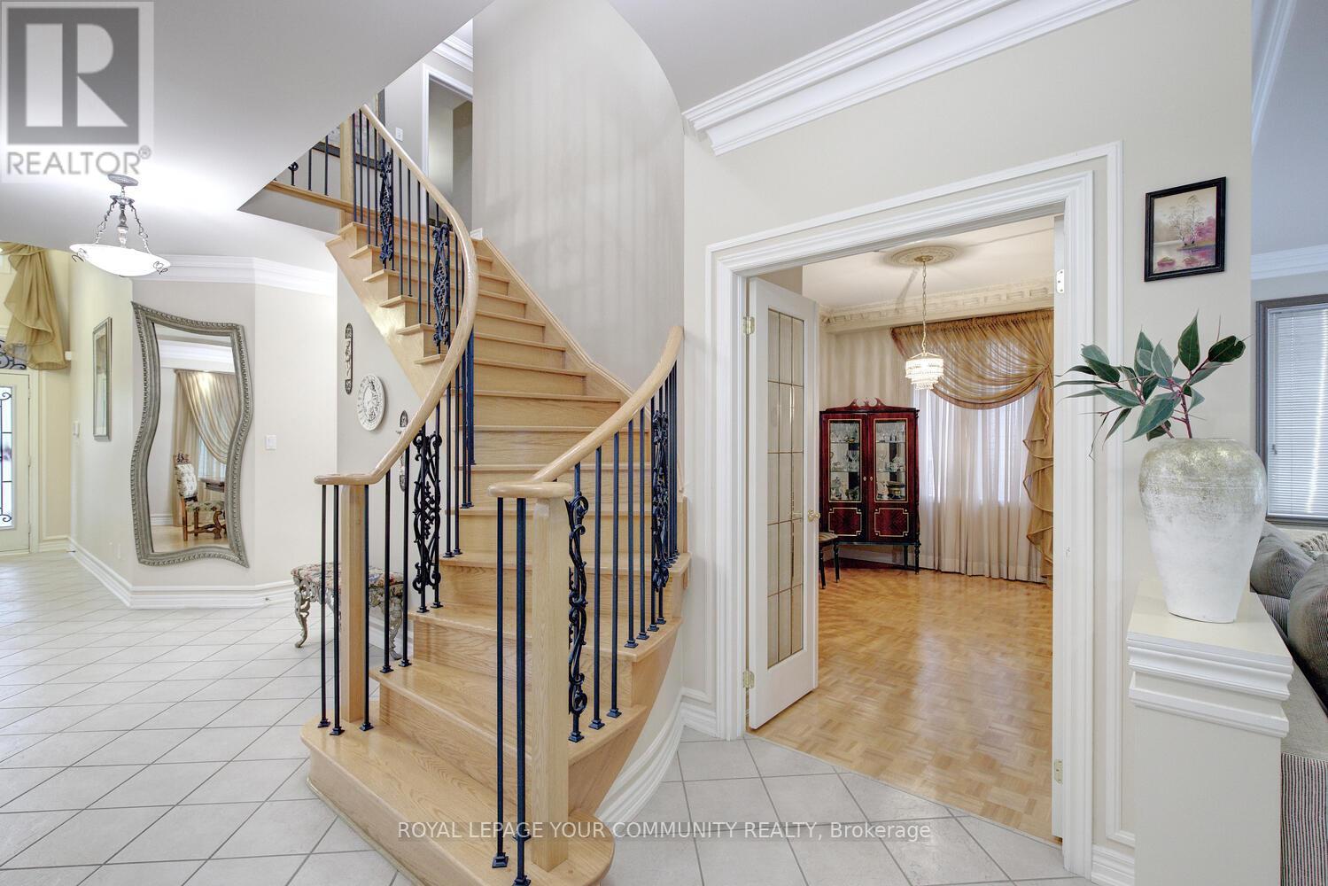 119 Thornhill Woods Drive, Vaughan, Ontario  L4J 8R5 - Photo 31 - N12149274