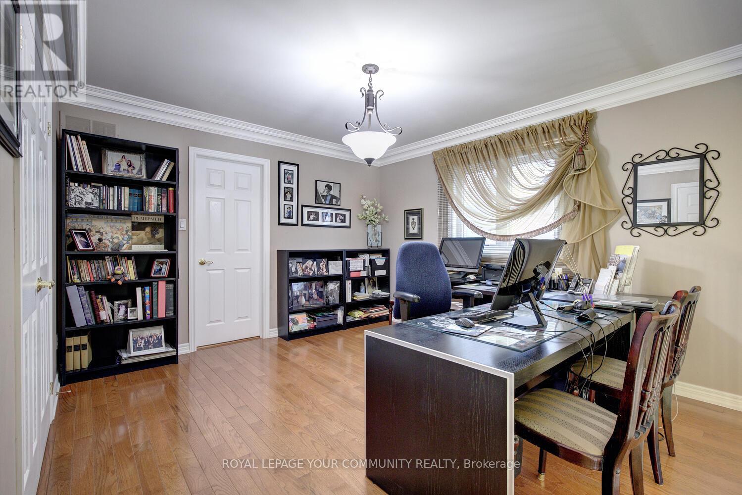 119 Thornhill Woods Drive, Vaughan, Ontario  L4J 8R5 - Photo 40 - N12149274
