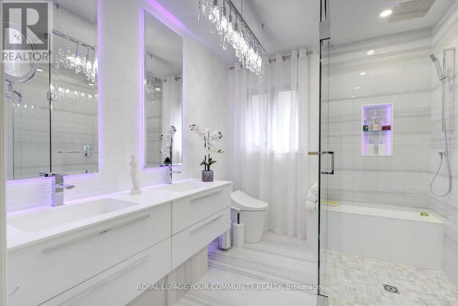119 Thornhill Woods Drive, Vaughan, Ontario  L4J 8R5 - Photo 42 - N12149274