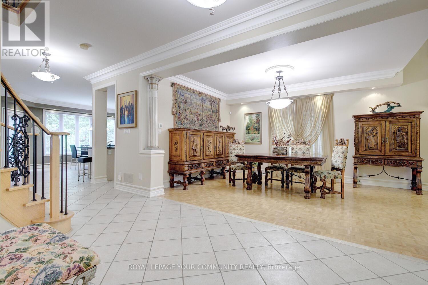 119 Thornhill Woods Drive, Vaughan, Ontario  L4J 8R5 - Photo 7 - N12149274