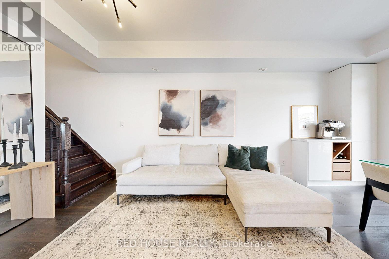 Property at 22 - 196 PINE GROVE ROAD image 3
