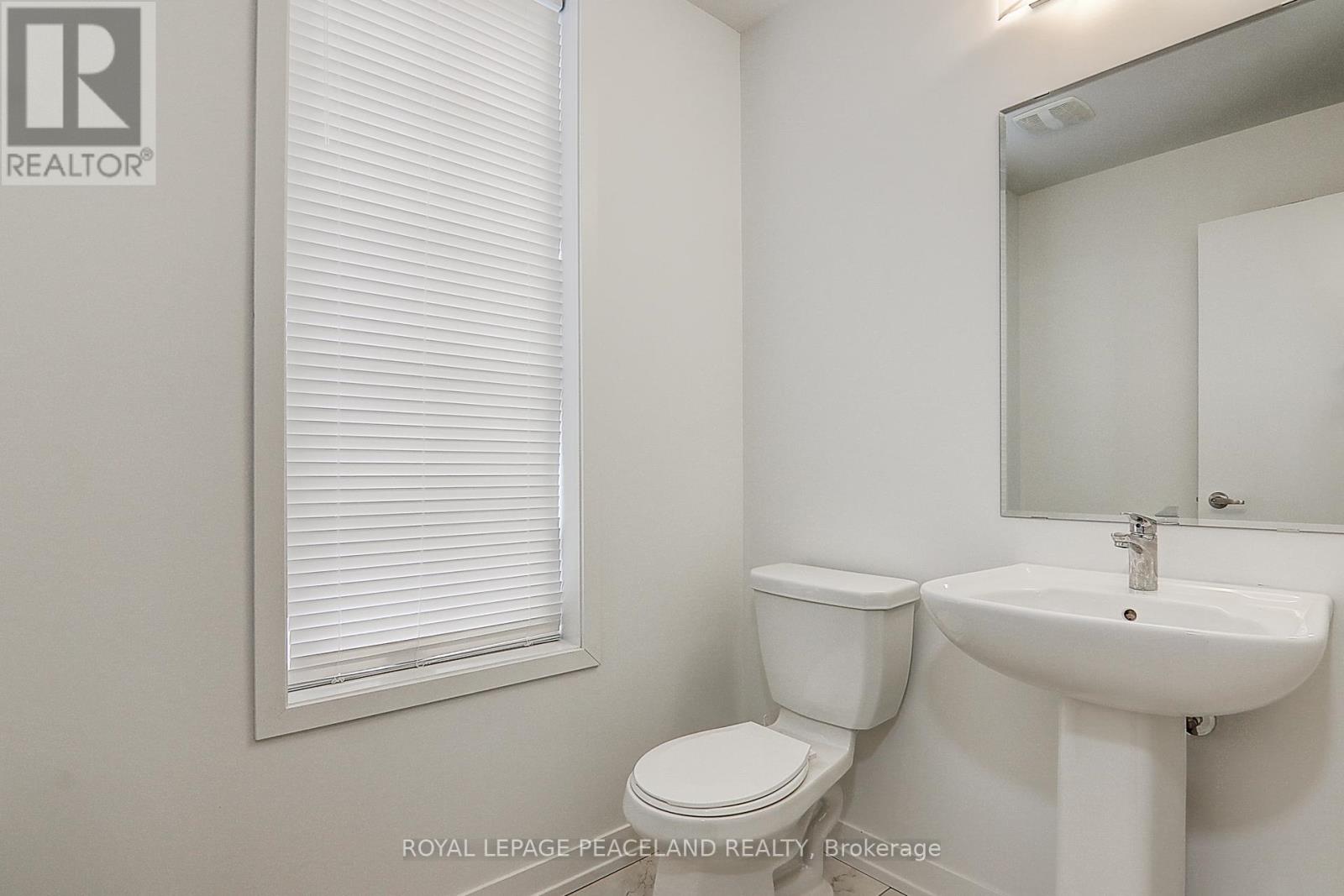 9 Heswall Lane, Newmarket, Ontario  L3Y 0E3 - Photo 17 - N12149294