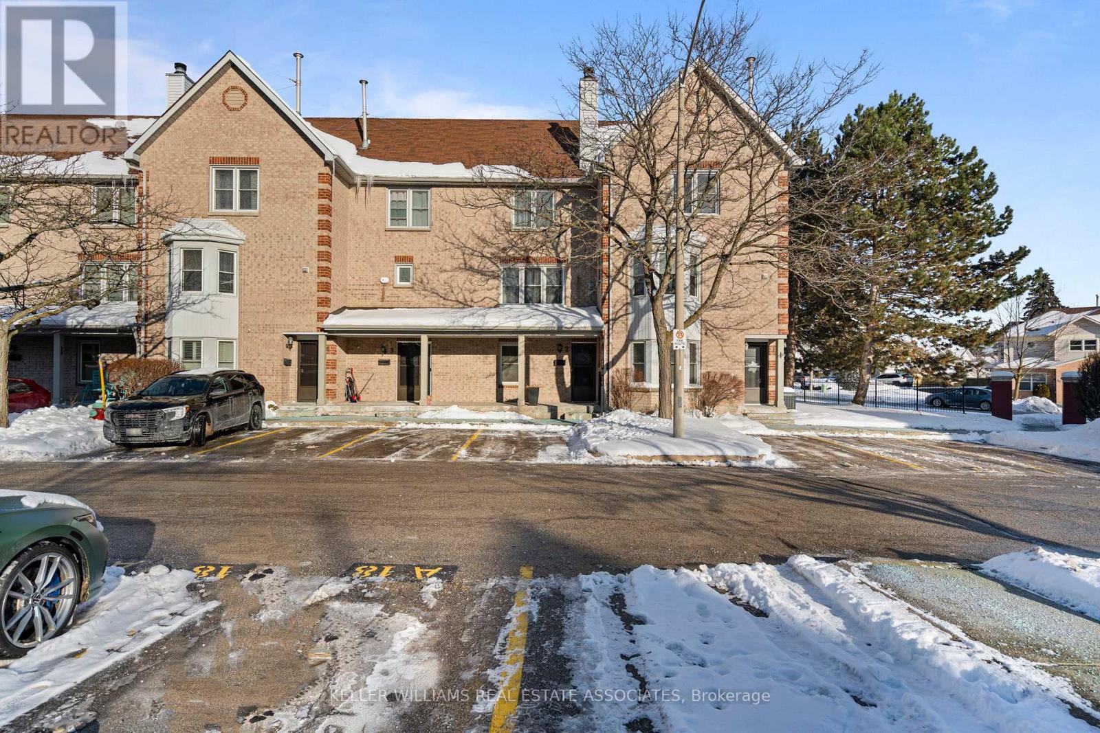 Property at 2 - 119 D'AMBROSIO DRIVE image 2