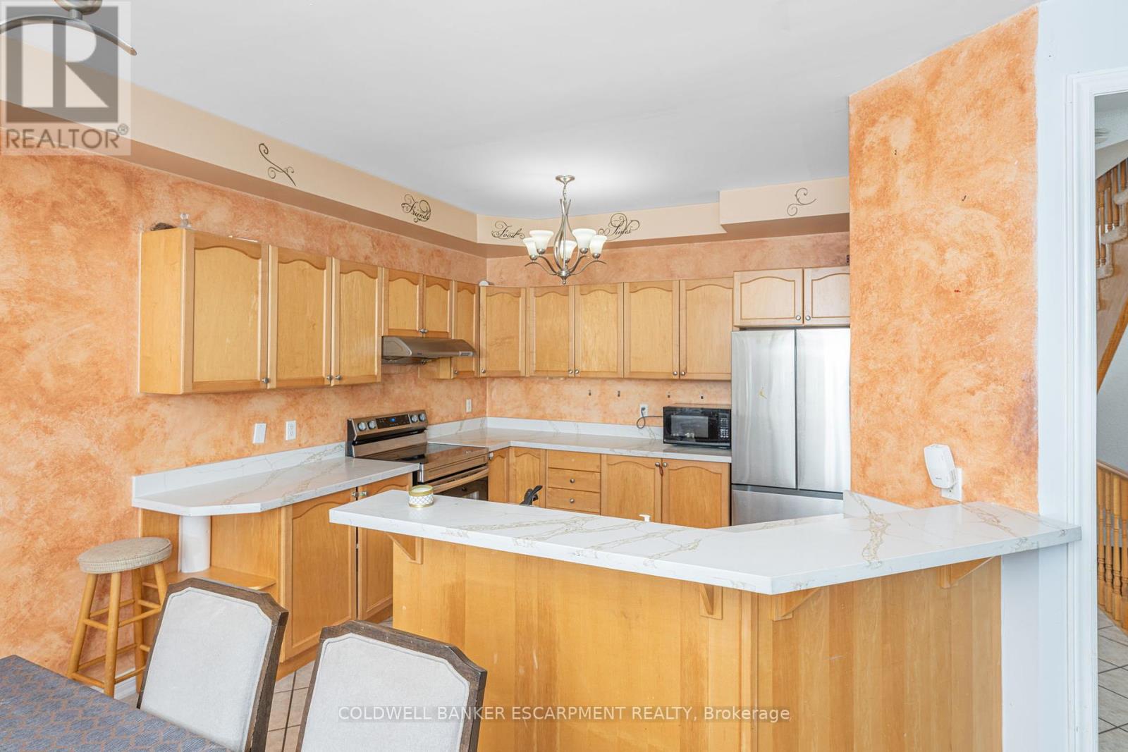 39 Hurst Street, Halton Hills, Ontario  L7J 2Z8 - Photo 15 - W12149277