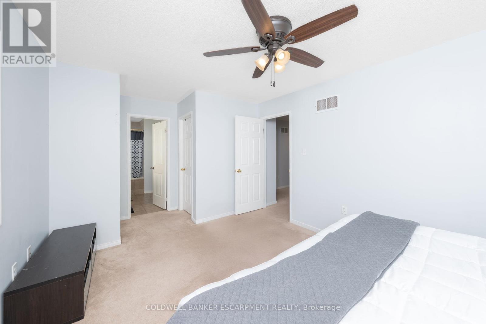 39 Hurst Street, Halton Hills, Ontario  L7J 2Z8 - Photo 22 - W12149277