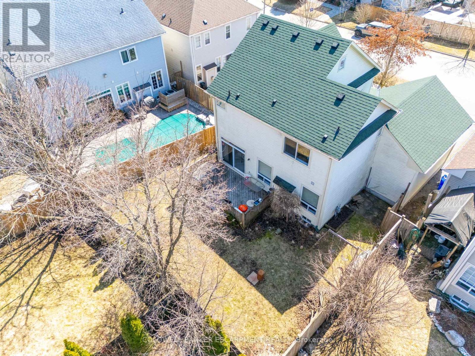 39 Hurst Street, Halton Hills, Ontario  L7J 2Z8 - Photo 3 - W12149277