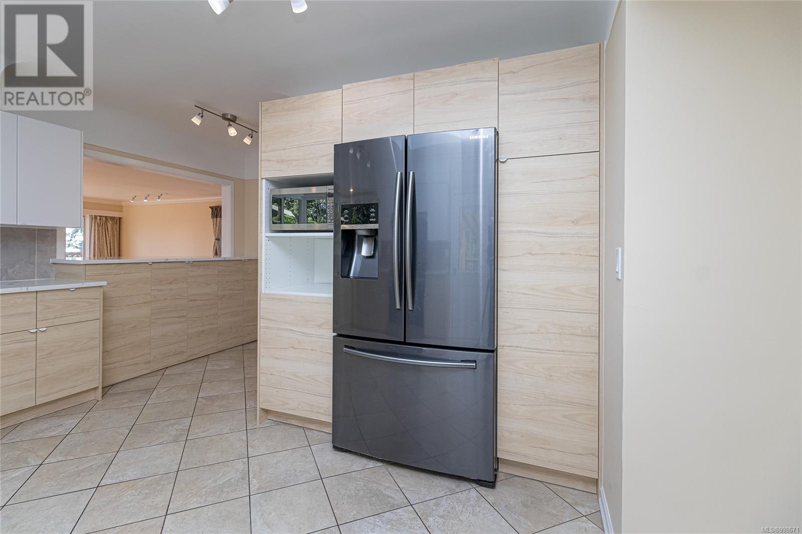 Property at 5347 Alderley Rd image 2