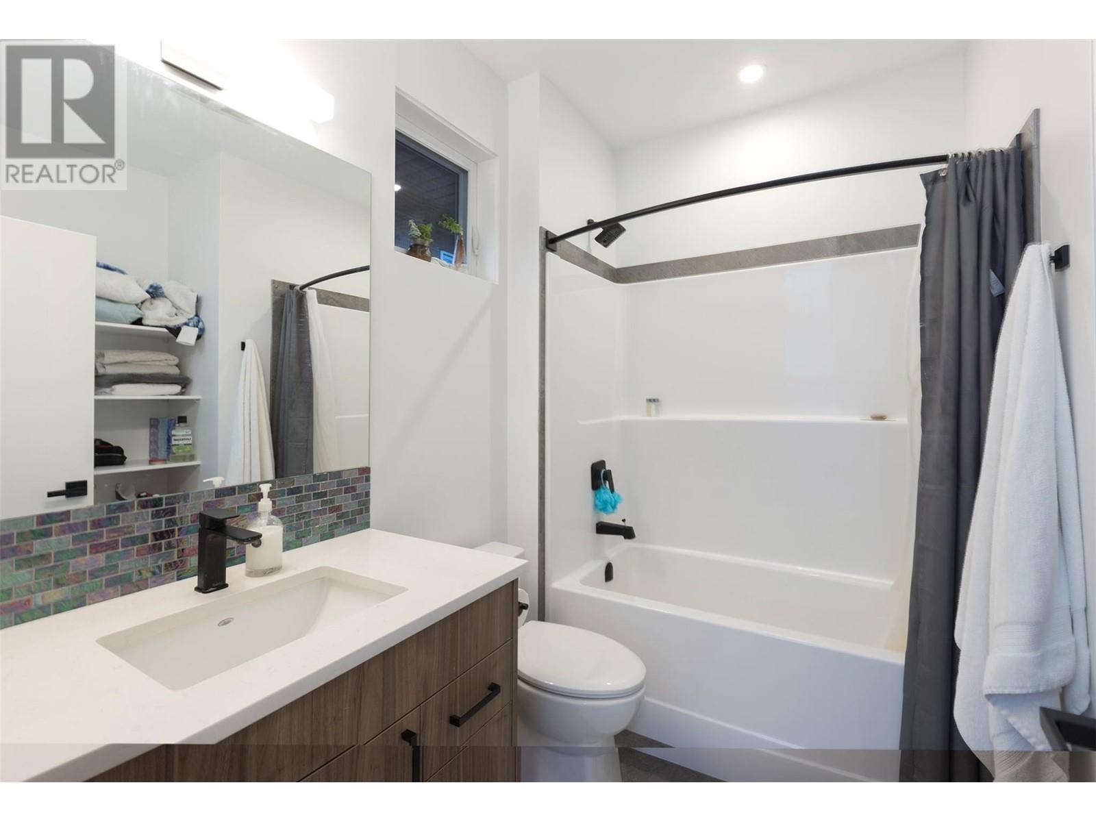 254 Summer Wood Drive, Kelowna, British Columbia  V1V 0C9 - Photo 34 - 10339937