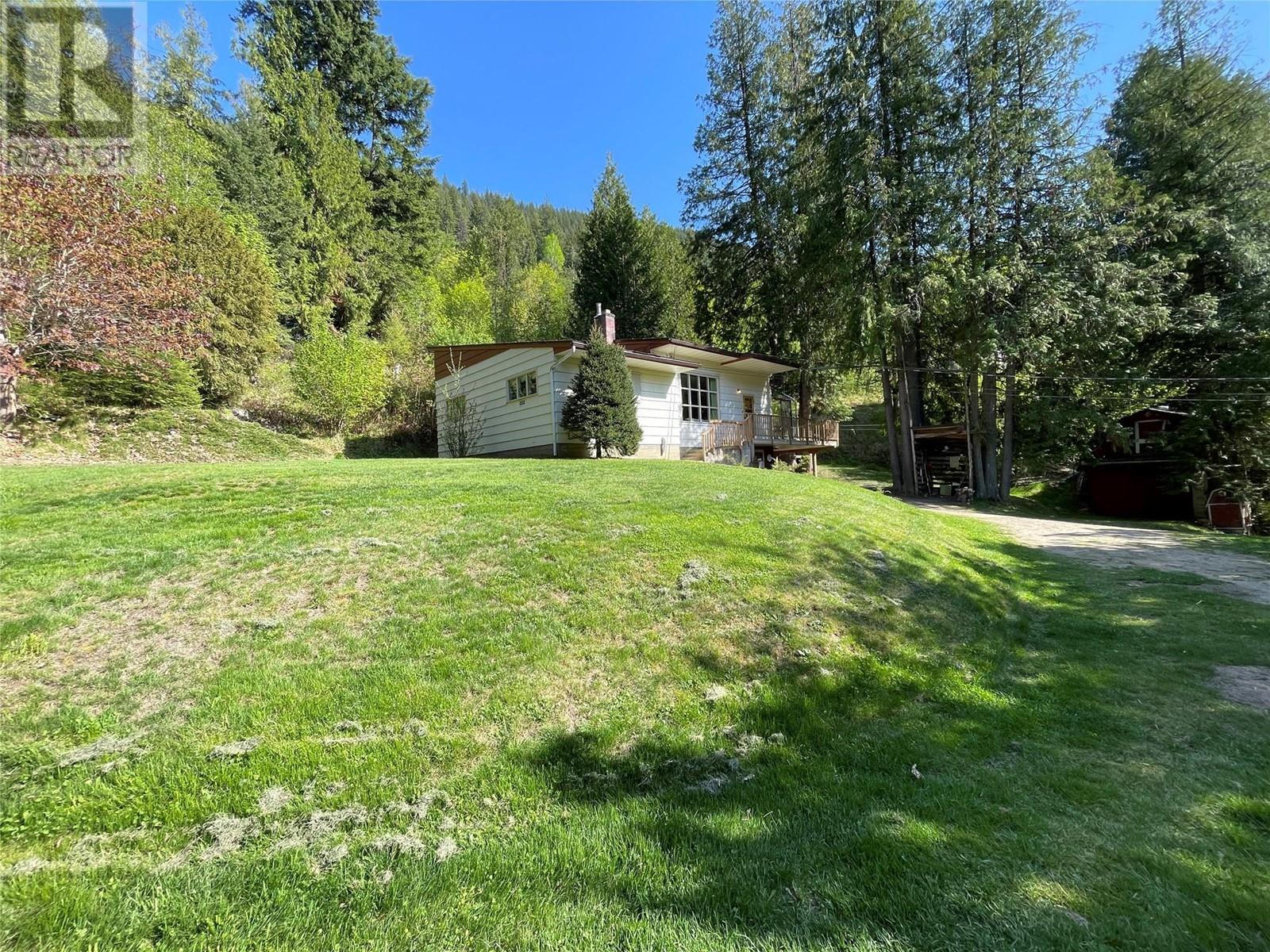 1706 Bealby Road, Nelson, BC V1L3E2
