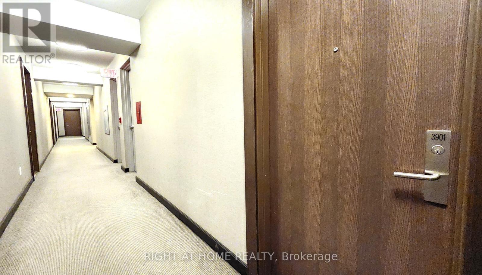 3901 - 386 Yonge Street, Toronto, Ontario  M5B 0A5 - Photo 4 - C12136978