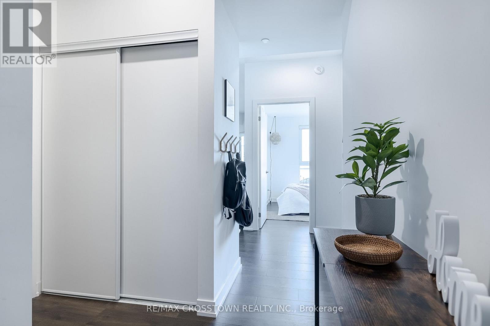 Property at 908 - 56 LAKESIDE TERRACE image 3