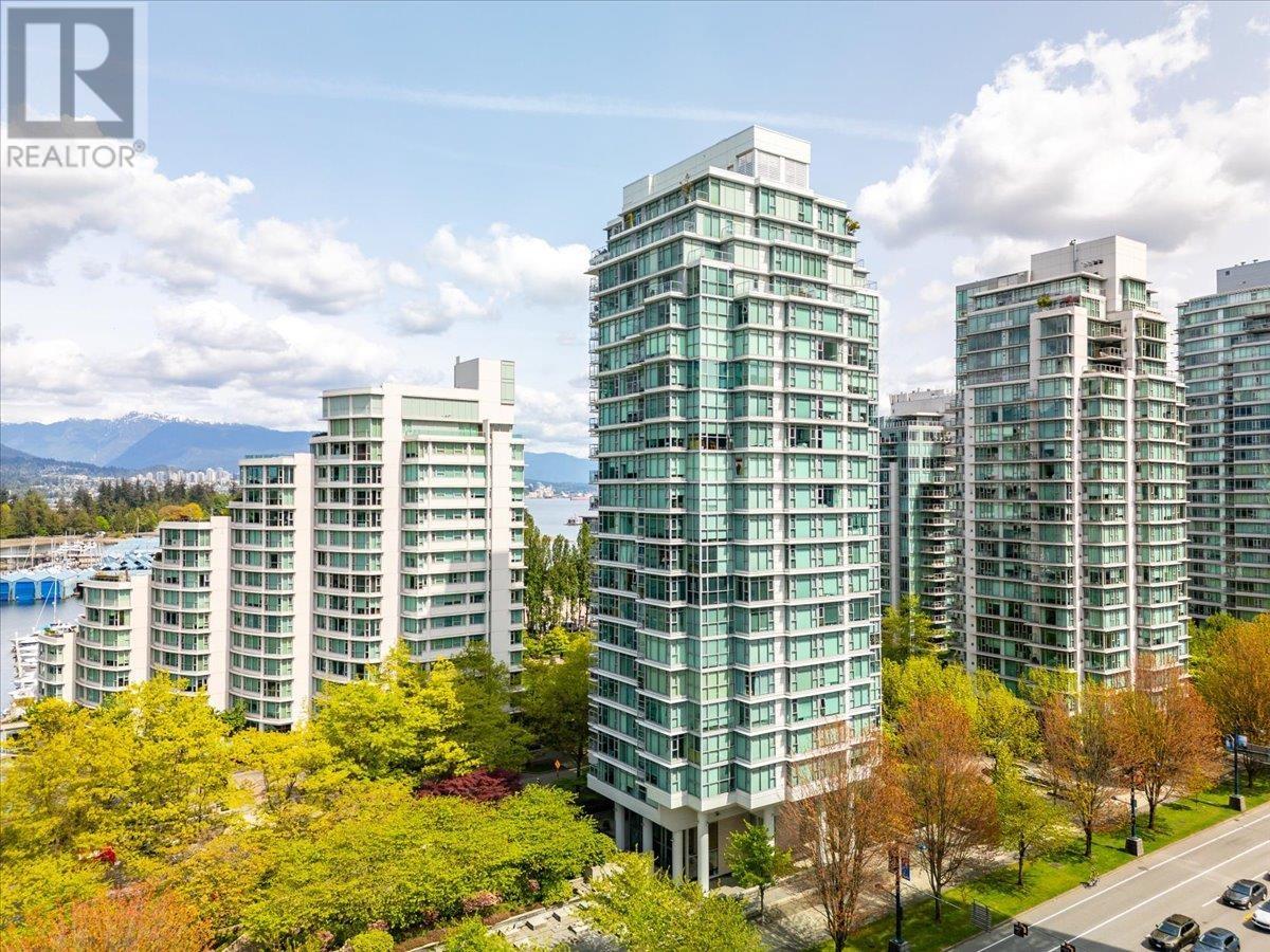 1101 1710 BAYSHORE DRIVE, vancouver, British Columbia V6G3G4