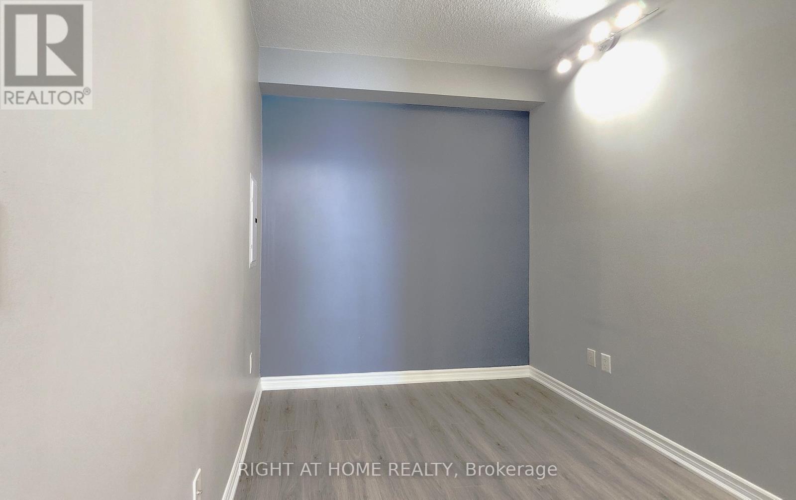 3901 - 386 Yonge Street, Toronto, Ontario  M5B 0A5 - Photo 8 - C12136978