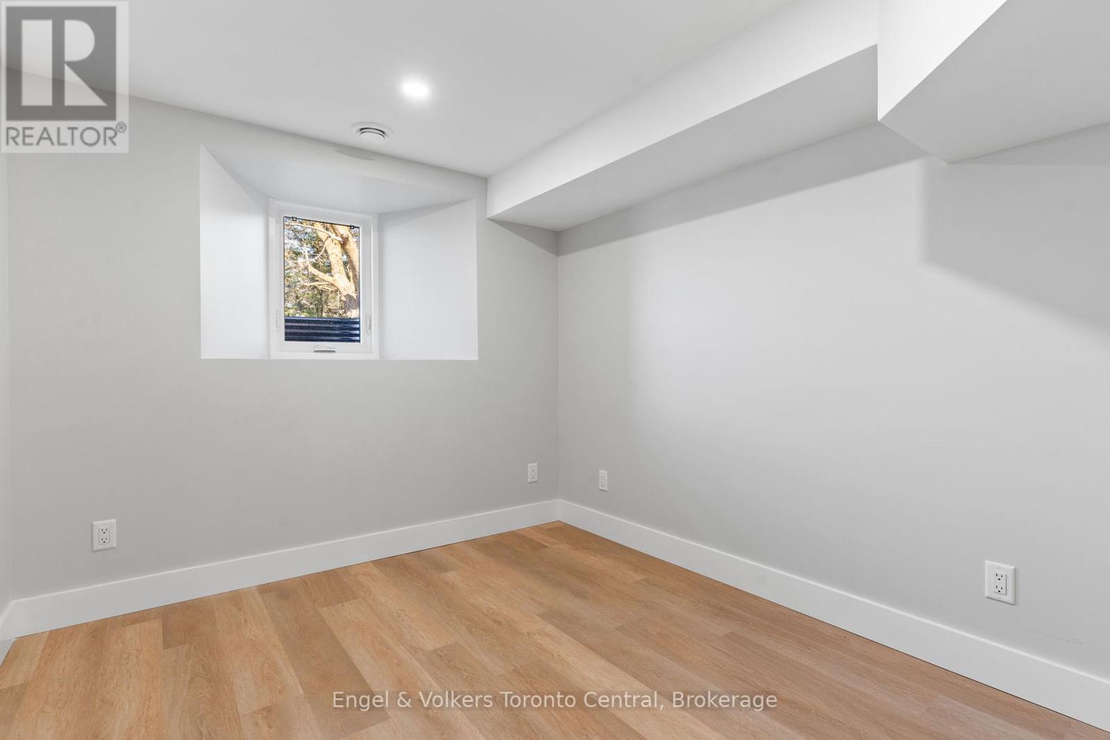 57 Crawford Street, Chatsworth, Ontario  N0H 1G0 - Photo 39 - X12149351