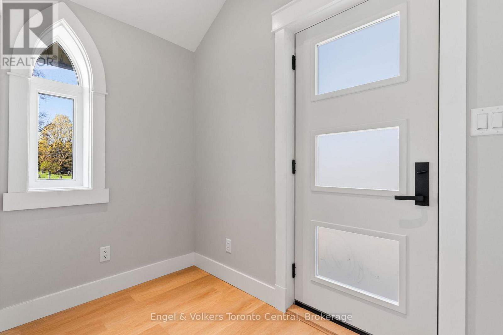 57 Crawford Street, Chatsworth, Ontario  N0H 1G0 - Photo 41 - X12149351