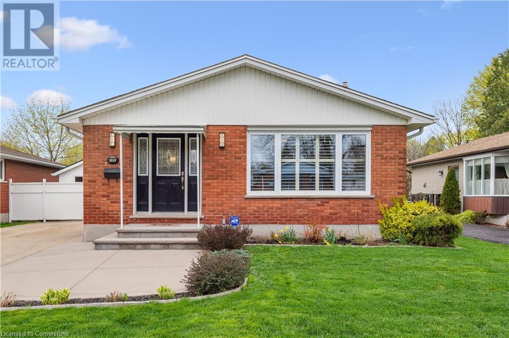 108 CANTLEY Crescent, London, Ontario