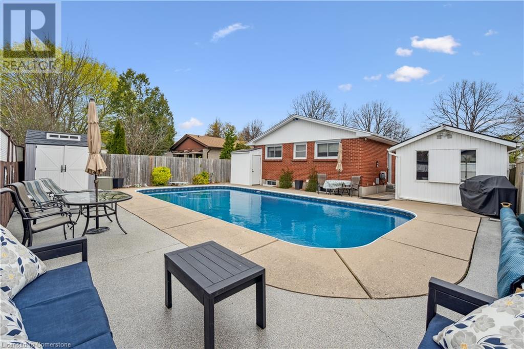 Photo 34 of 46 for 108 Cantley Crescent