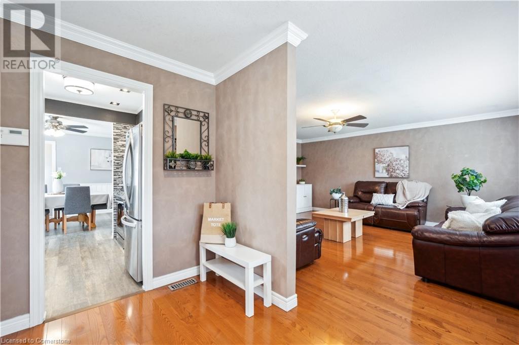 Photo 6 of 46 for 108 Cantley Crescent