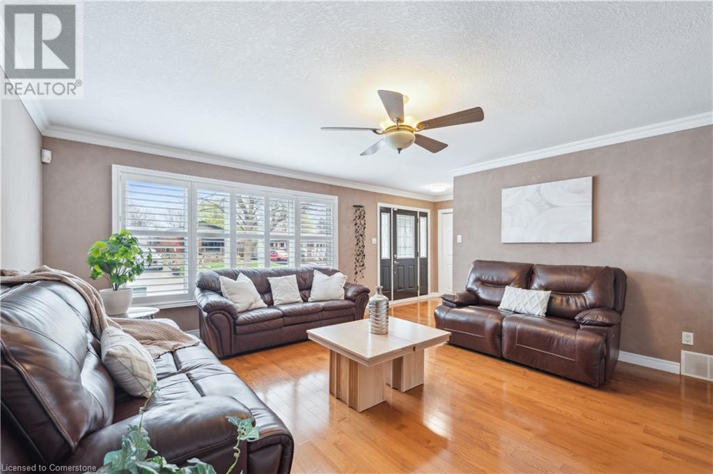 Photo 7 of 46 for 108 Cantley Crescent