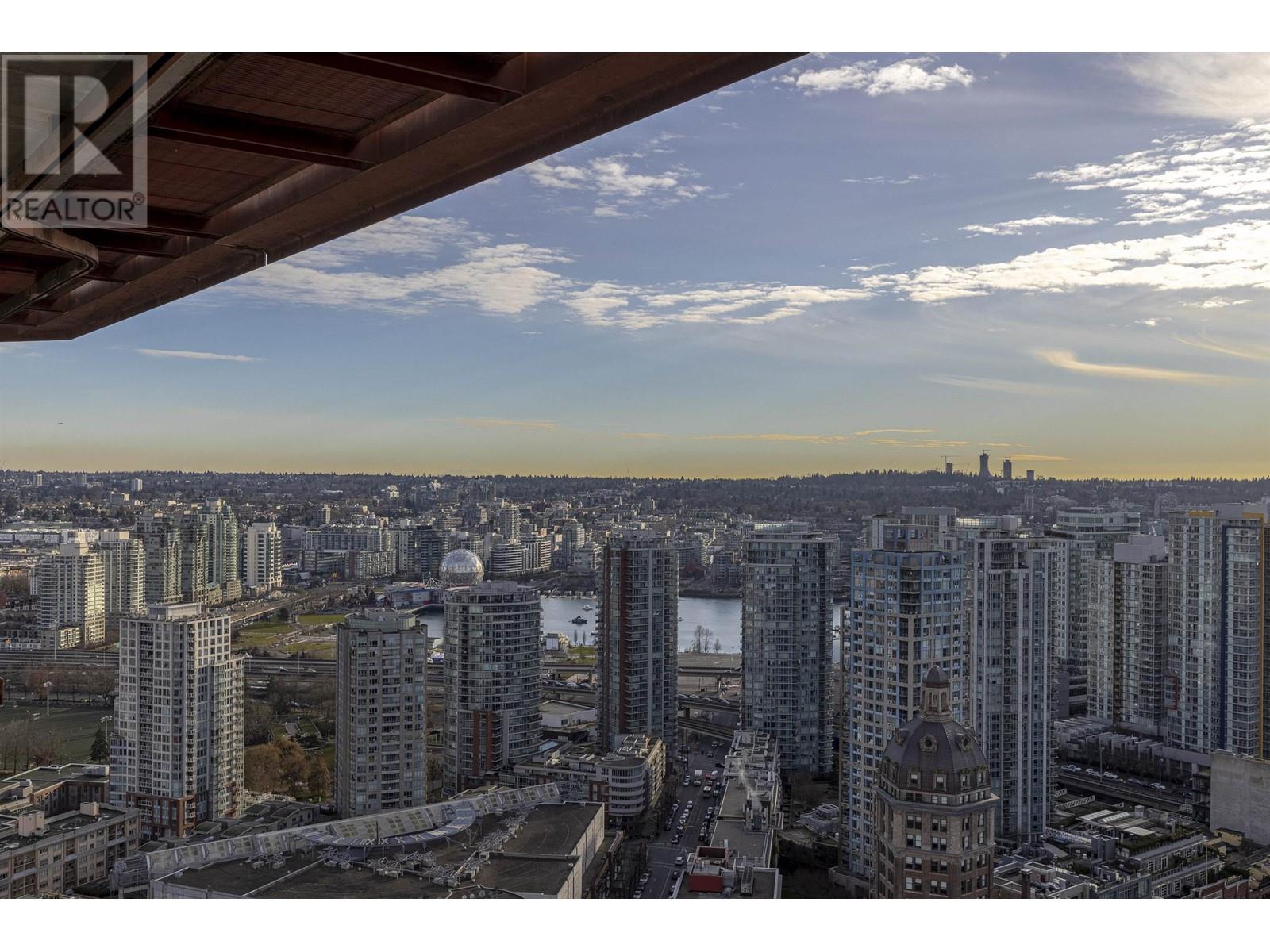 Listing Picture 8 of 27 : 4108 128 W CORDOVA STREET, Vancouver / 溫哥華 - 魯藝地產 Yvonne Lu Group - MLS Medallion Club Member