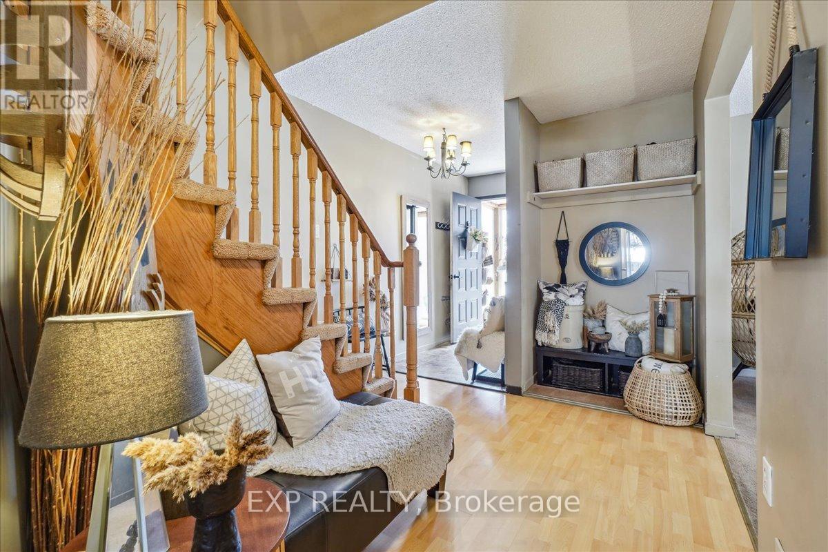 7 Rosset Valley Court, Halton Hills, Ontario  L7G 5E1 - Photo 20 - W12100290