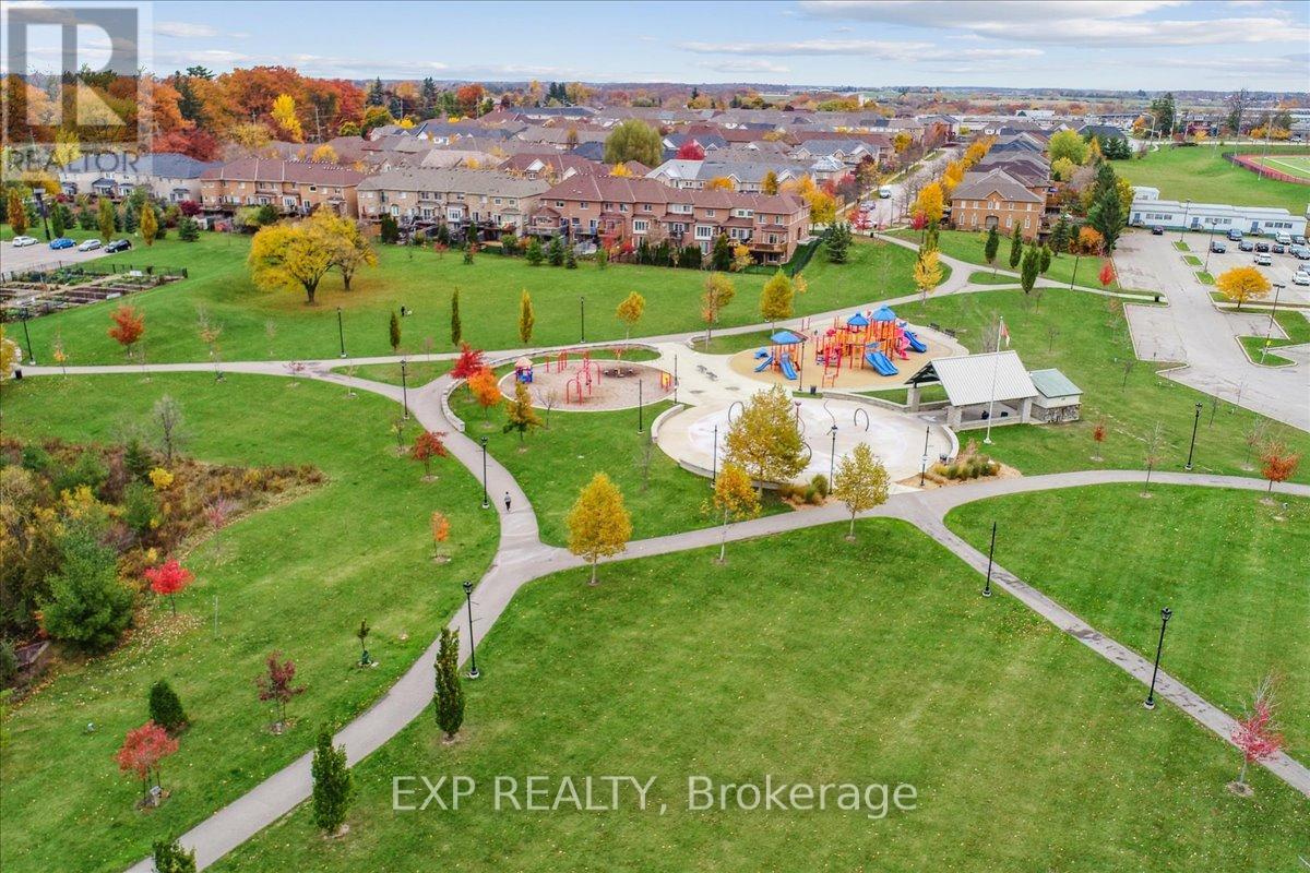 7 Rosset Valley Court, Halton Hills (Georgetown), Ontario  L7G 5E1 - Photo 42 - W12100290