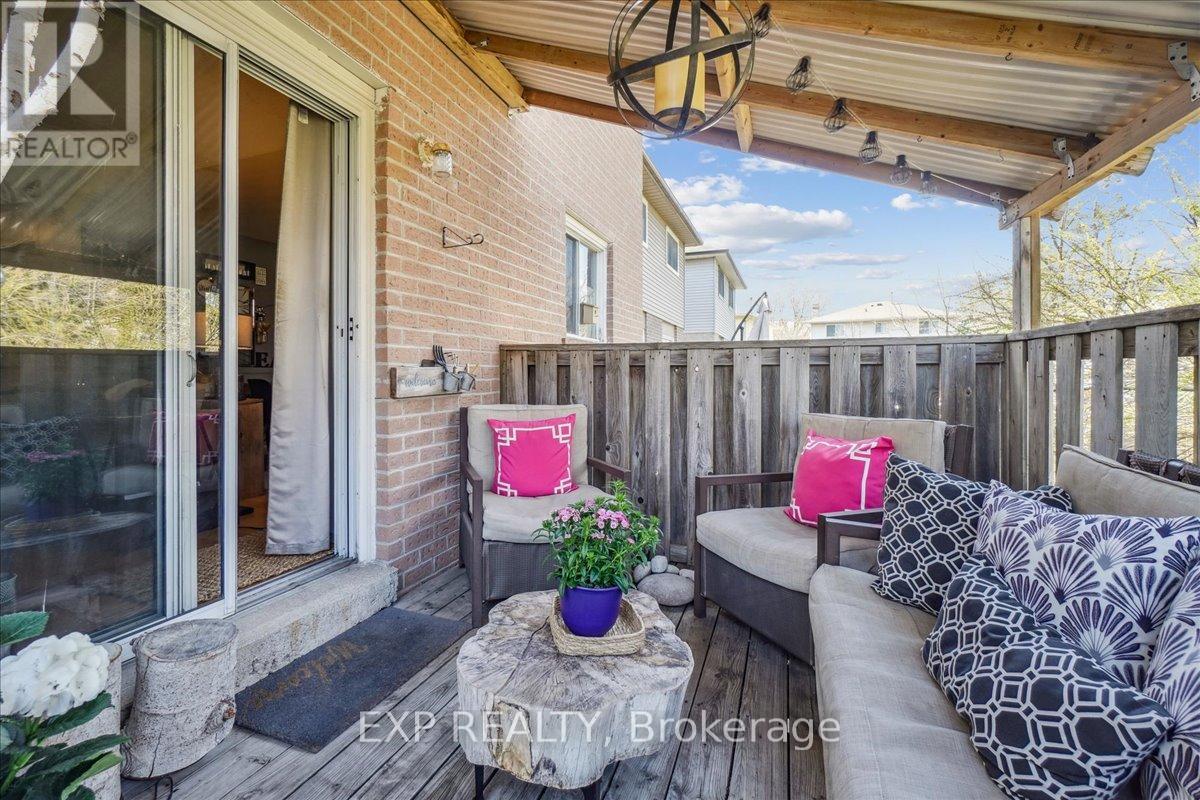 7 Rosset Valley Court, Halton Hills (Georgetown), Ontario  L7G 5E1 - Photo 19 - W12100290