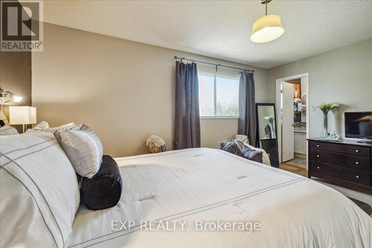 7 Rosset Valley Court, Halton Hills (Georgetown), Ontario  L7G 5E1 - Photo 26 - W12100290