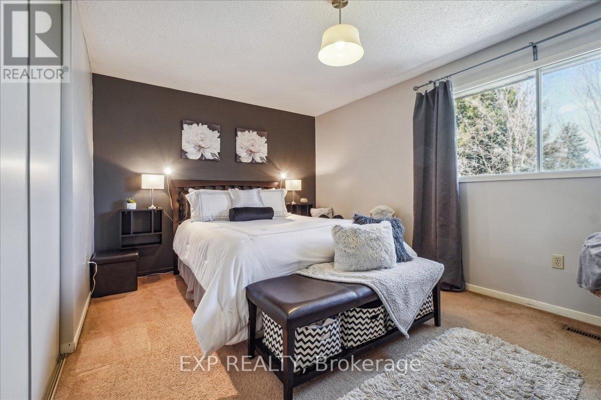 7 Rosset Valley Court, Halton Hills (Georgetown), Ontario  L7G 5E1 - Photo 23 - W12100290
