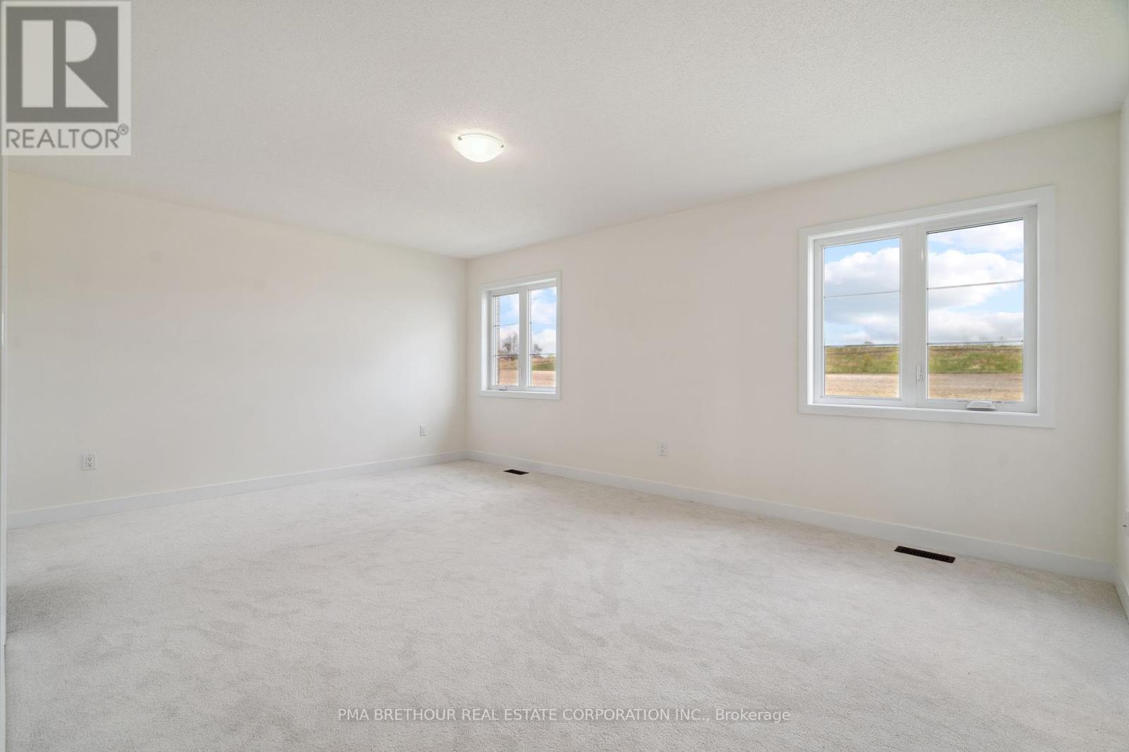 78 Walter Tunny Crescent, East Gwillimbury, Ontario  L9N 0R4 - Photo 20 - N12149355