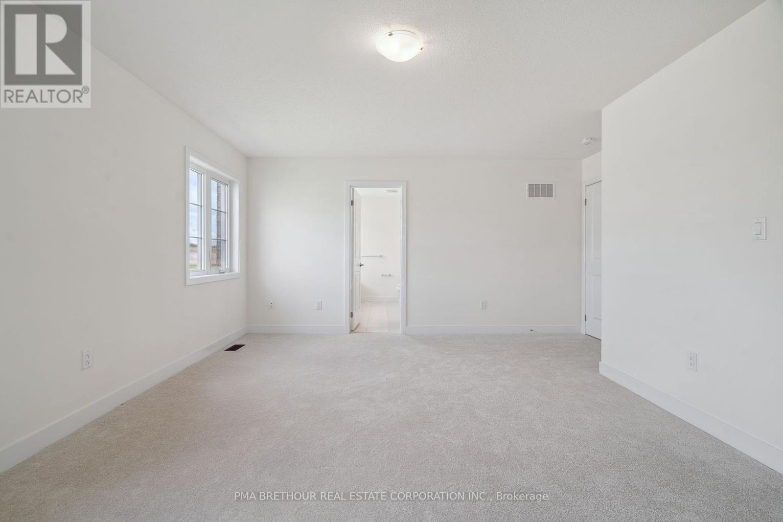 78 Walter Tunny Crescent, East Gwillimbury, Ontario  L9N 0R4 - Photo 22 - N12149355