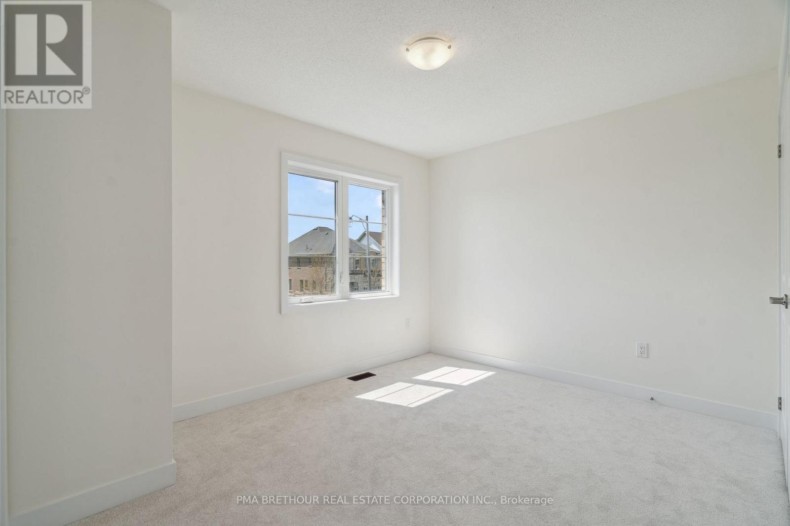 78 Walter Tunny Crescent, East Gwillimbury, Ontario  L9N 0R4 - Photo 29 - N12149355