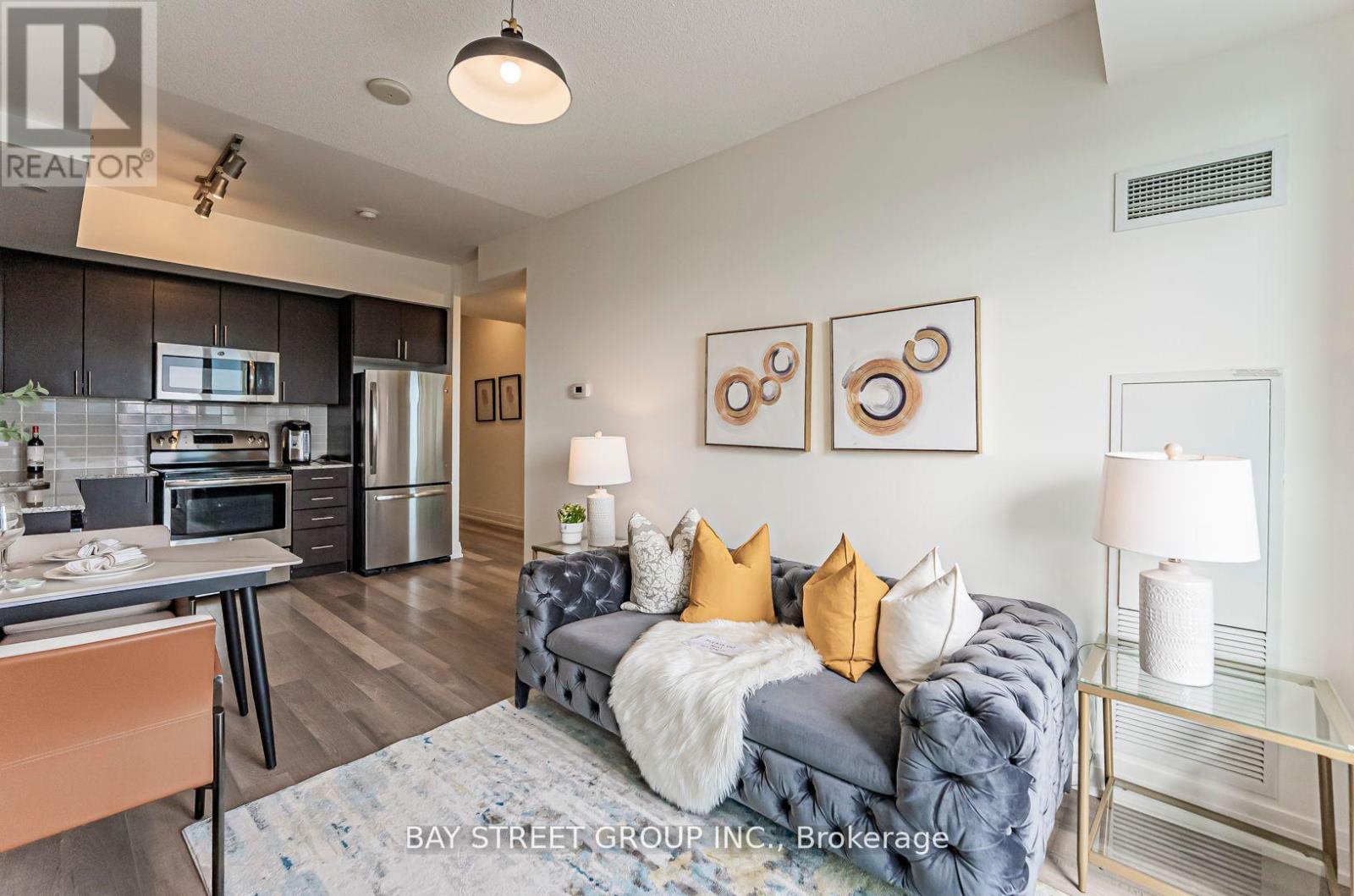 718 - 7167 Yonge Street, Markham (Thornhill), Ontario  L3T 0E1 - Photo 18 - N12149358