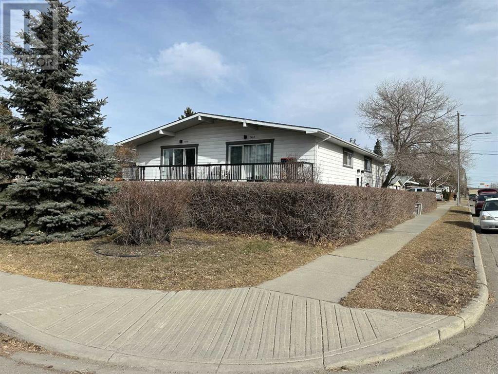 7446 & 7448 24 Street Se, Calgary, Alberta  T2C 0Y6 - Photo 2 - A2201418