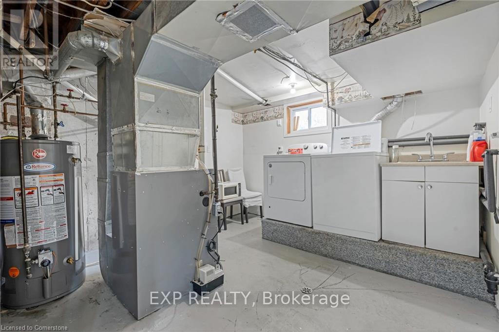 494 East 37th Street, Hamilton, Ontario  L8V 4B9 - Photo 23 - X12149342