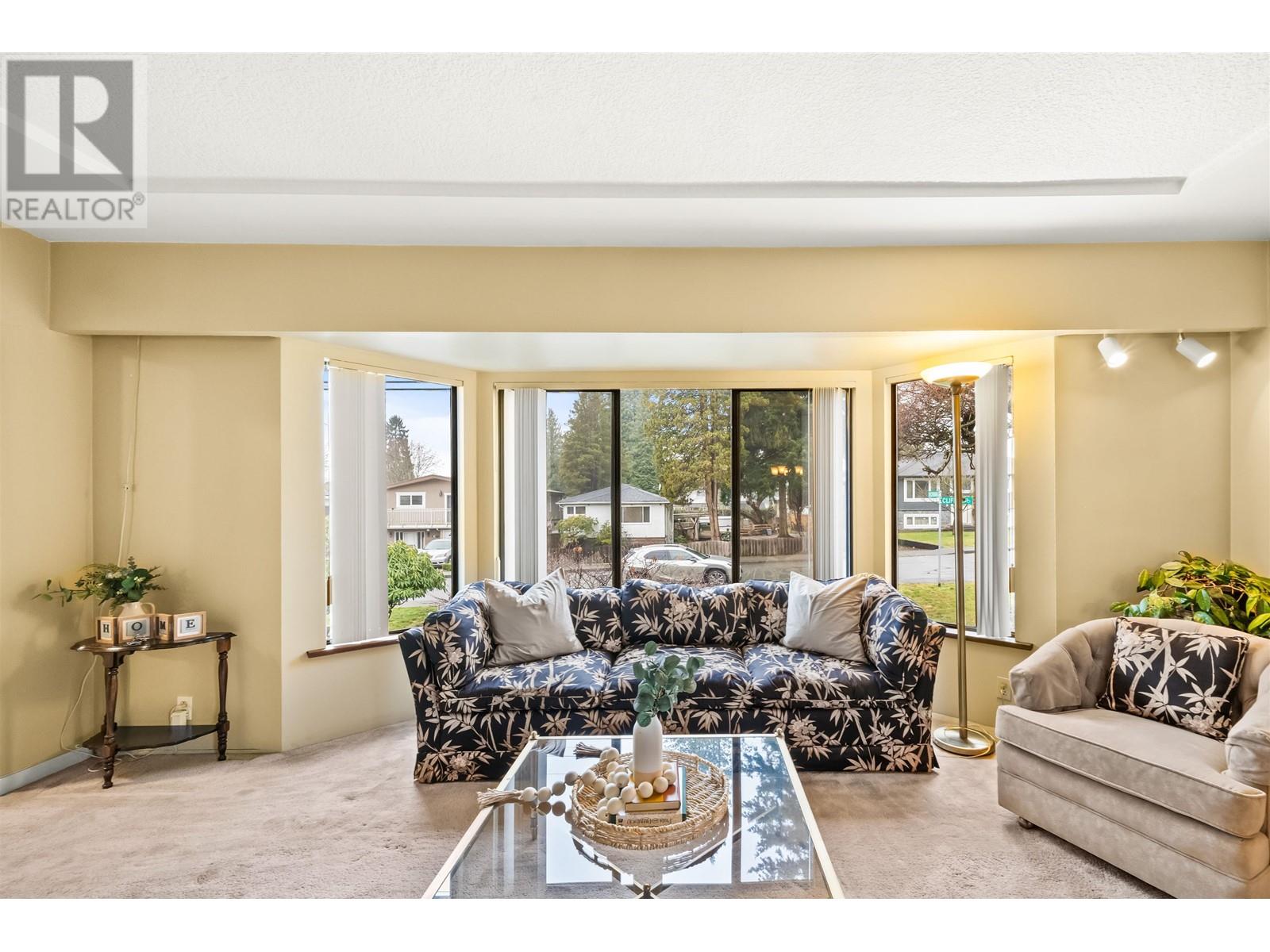 Property at 1904 CLIFF AVENUE image 4
