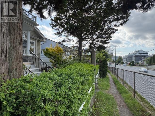 56 W 41st Avenue, Vancouver, British Columbia  V5Y 2R9 - Photo 4 - R3002392