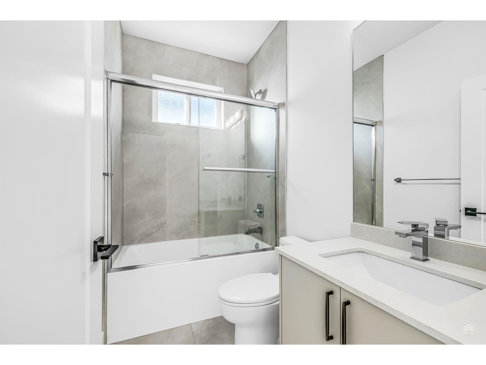 16025 9a Avenue, Surrey, British Columbia  V4A 4W5 - Photo 21 - R3003156