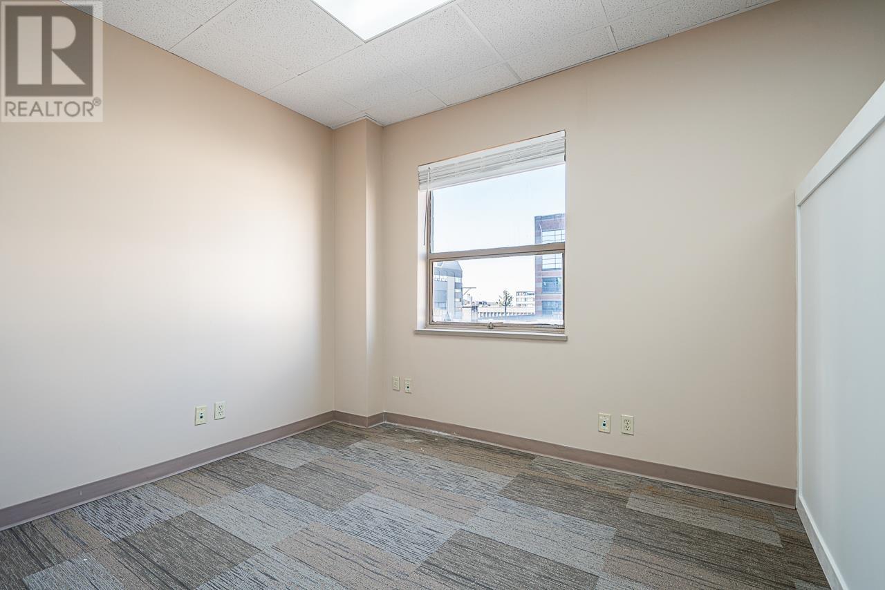320/330 550 Sixth Street, New Westminster, British Columbia  V3L 3B7 - Photo 22 - C8069208