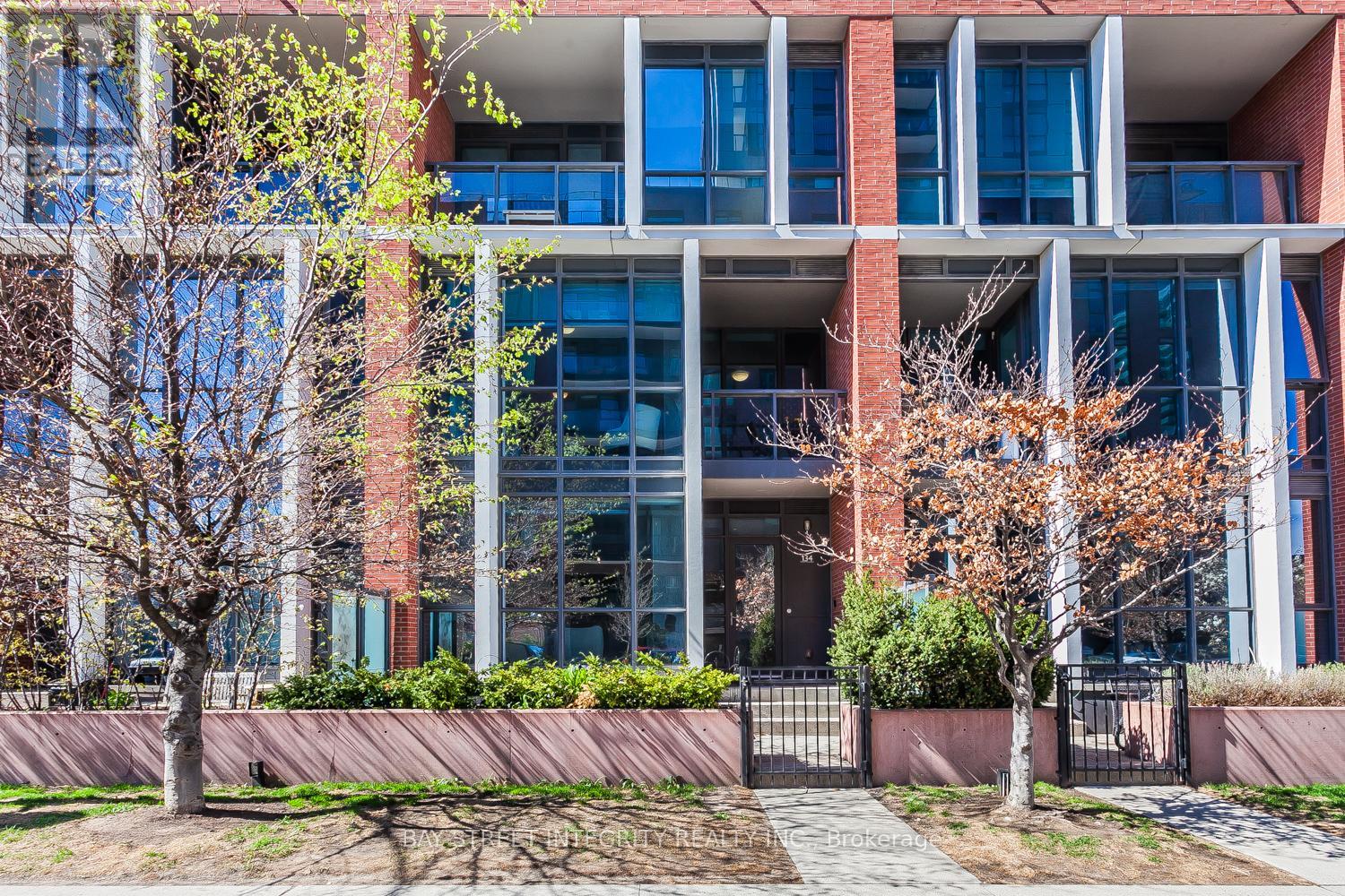 107 - 55 REGENT PARK BOULEVARD, Toronto, Ontario