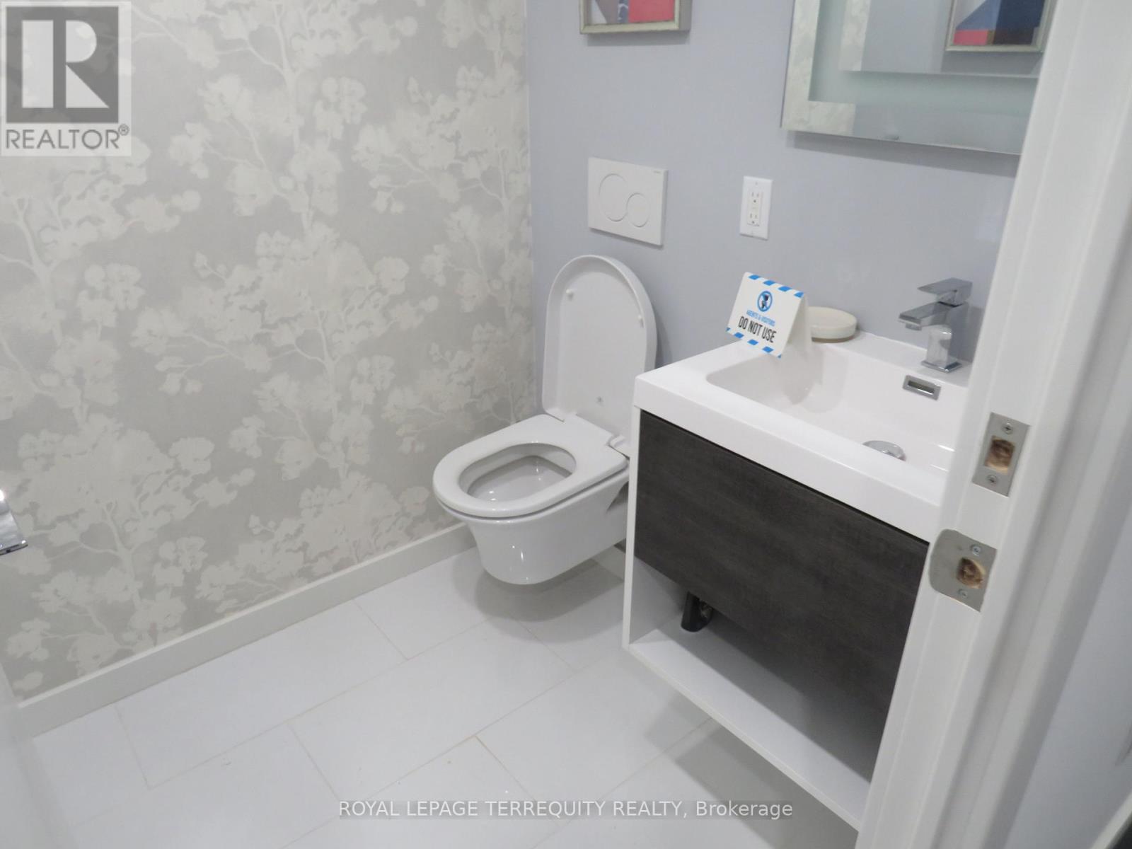 3305 - 2045 Lake Shore Boulevard W, Toronto, Ontario  M8V 2Z6 - Photo 12 - W11912183