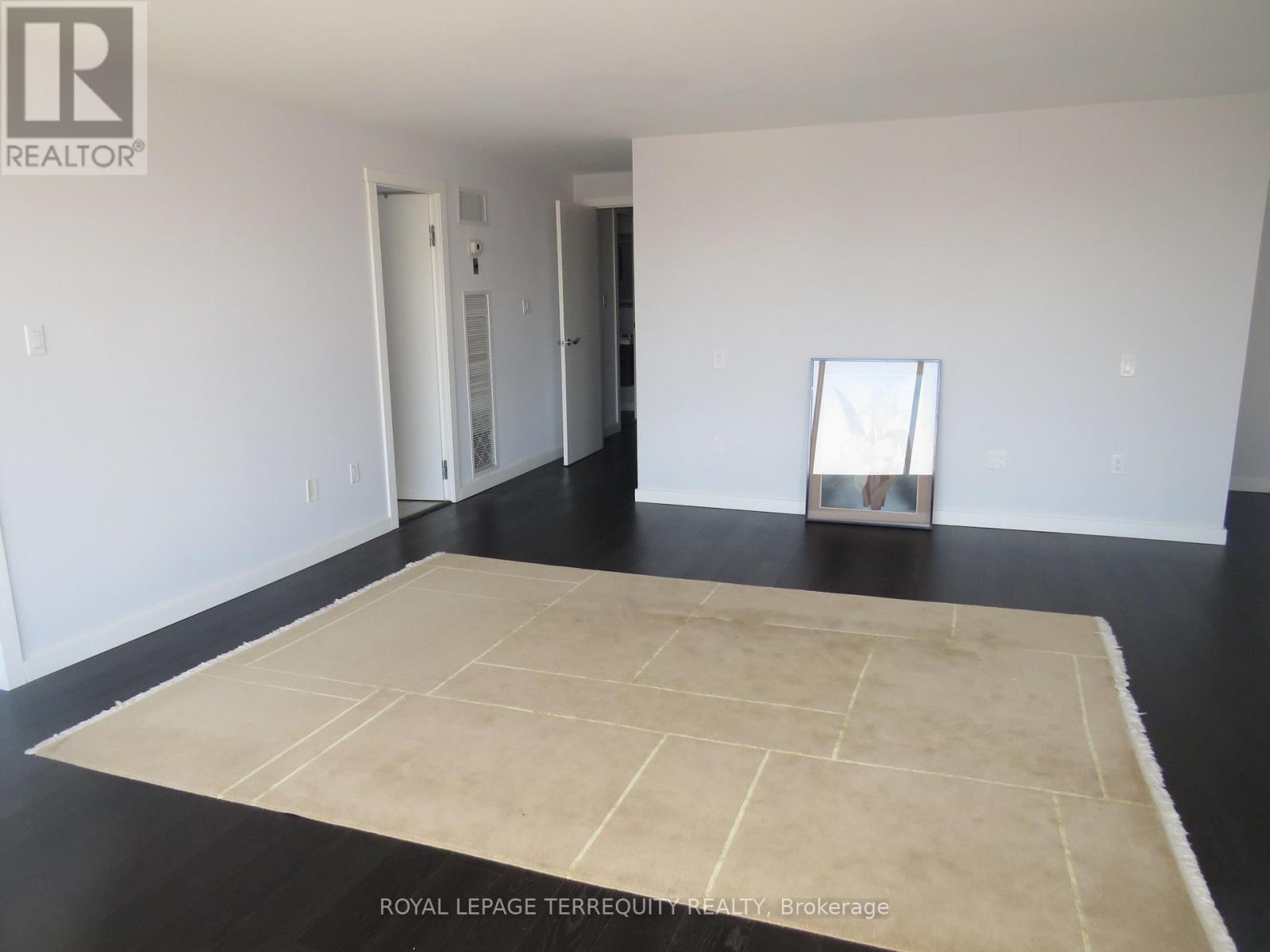 3305 - 2045 Lake Shore Boulevard W, Toronto, Ontario  M8V 2Z6 - Photo 37 - W11912183