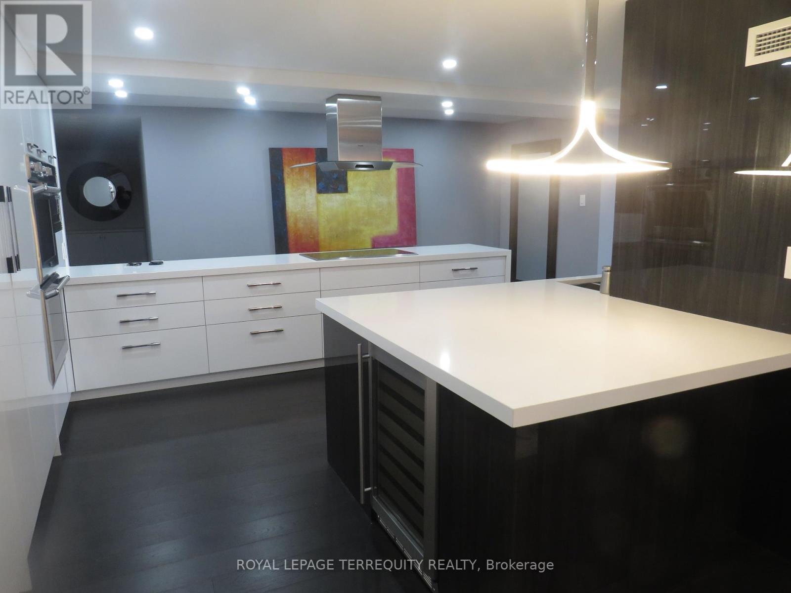 3305 - 2045 Lake Shore Boulevard W, Toronto, Ontario  M8V 2Z6 - Photo 46 - W11912183