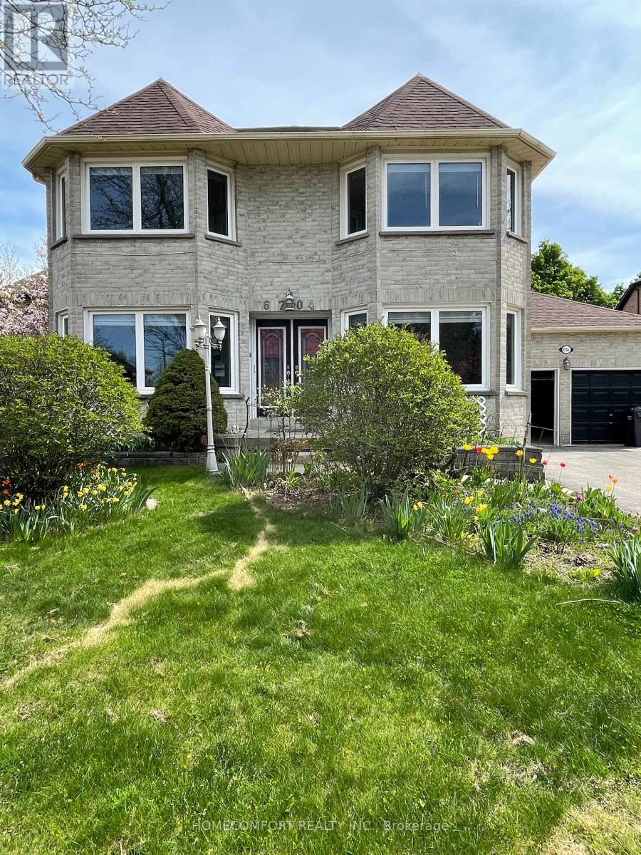6704 TENTH LINE W, Mississauga, Ontario