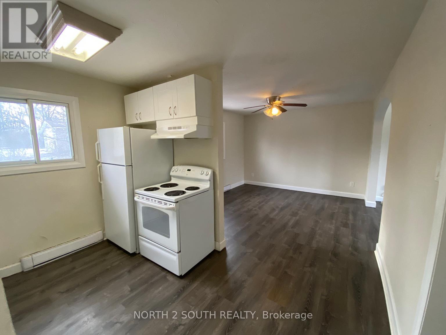 Upper - 34 Greer Street, Kingston, Ontario  K7K 2V9 - Photo 4 - X12149381