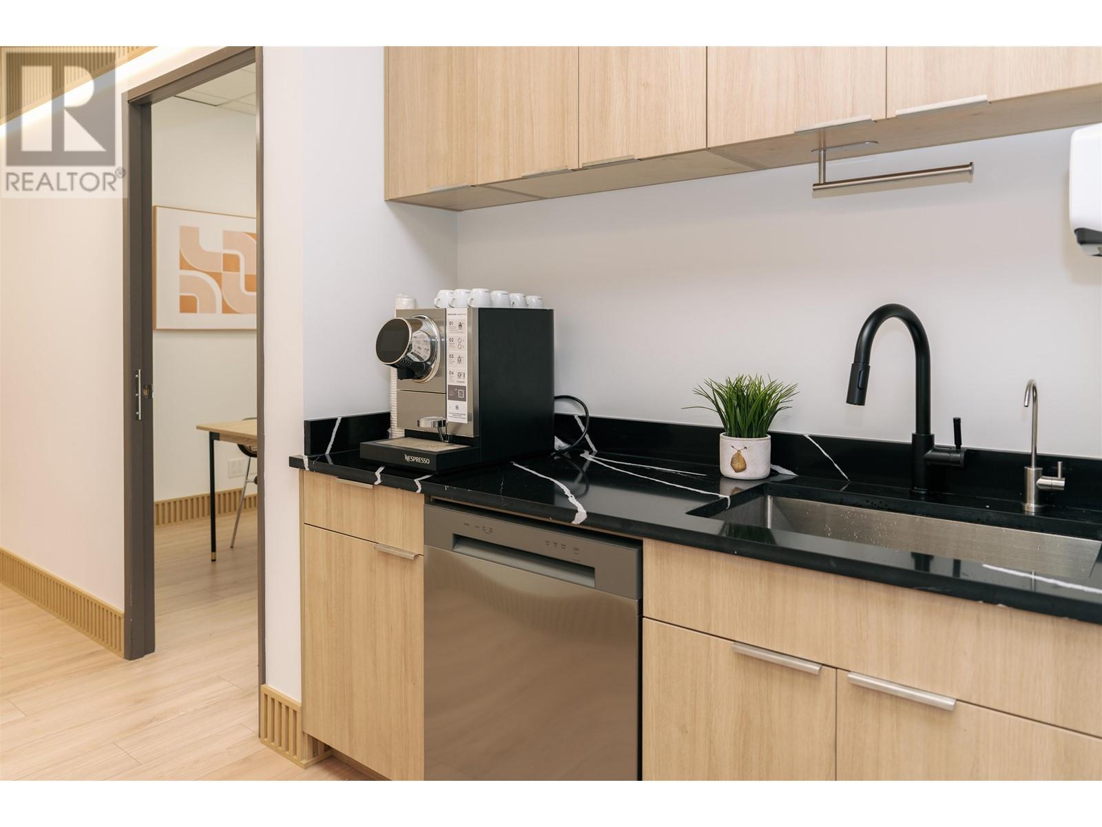 202 1128 W Broadway, Vancouver, British Columbia  V6H 1G5 - Photo 13 - C8068986