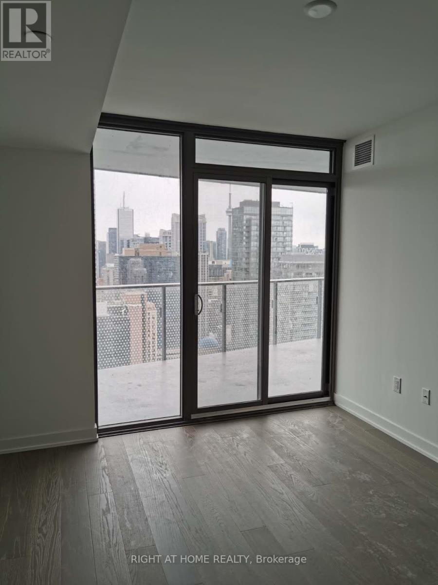 3504 - 11 Wellesley Street W, Toronto, Ontario  M4Y 1E8 - Photo 6 - C12149394