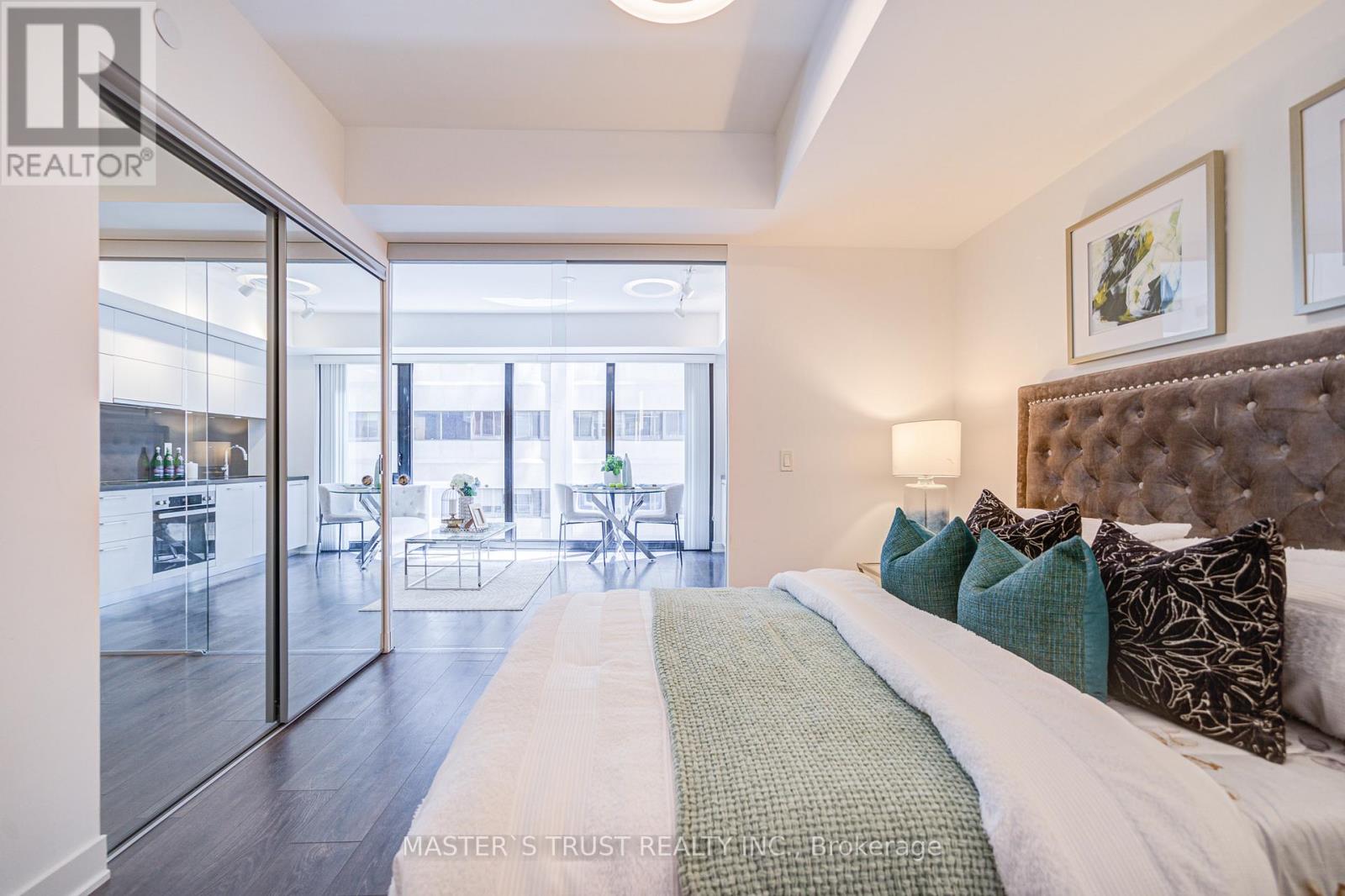 606 - 188 Cumberland Street, Toronto, Ontario  M5R 0B6 - Photo 21 - C12149429
